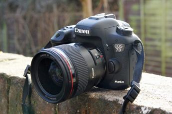 Er Canon 7D fullformat?